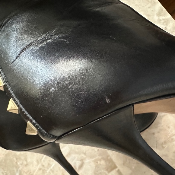 VALENTINO ROCKSTUD CALFSKIN ANKLE BOOT 90 MM - Picture 9 of 9